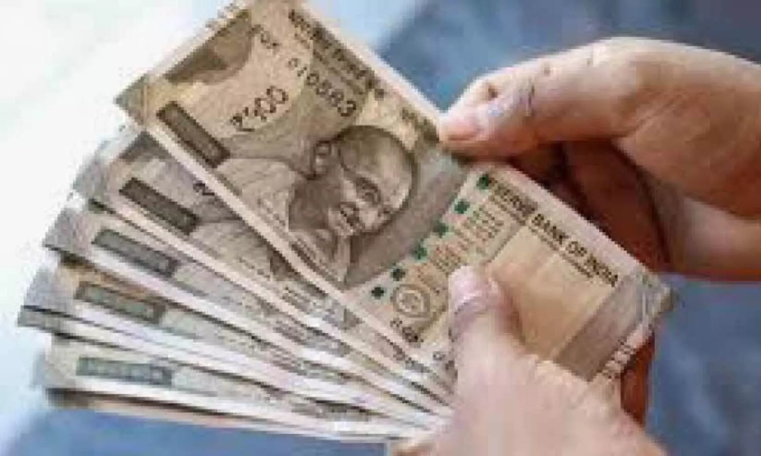 രൂ​പ​ക്ക് വീ​ണ്ടും മൂ​ല്യ​ത്ത​ക​ർ​ച്ച; വി​നി​മ​യ നി​ര​ക്കി​ൽ കു​തി​ച്ച് കു​വൈ​ത്ത് ദീ​നാ​ർ