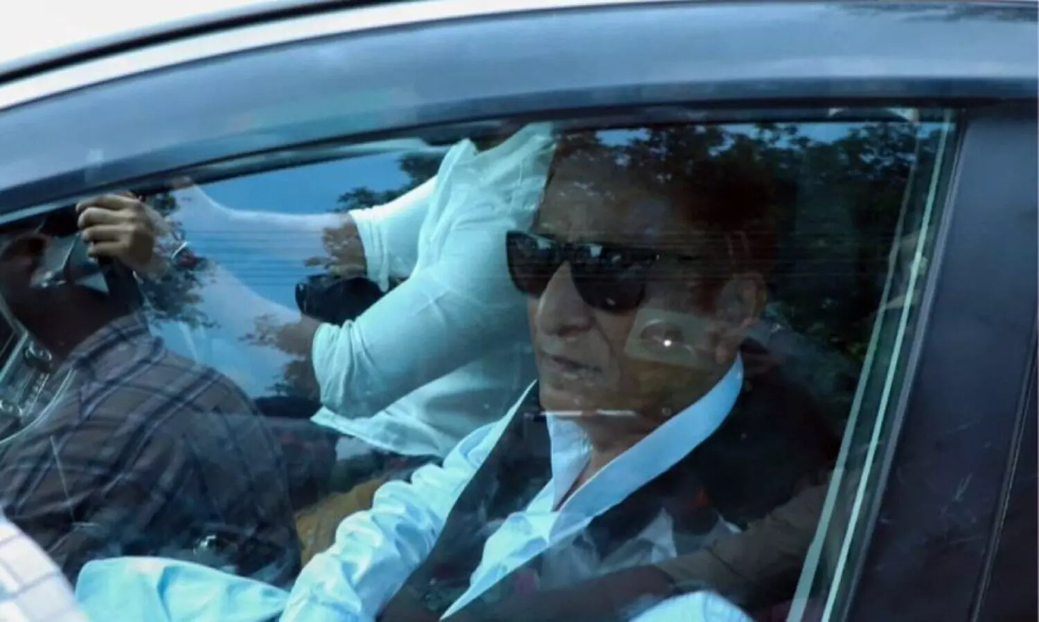 എസ്.പി നേതാവ് അസം ഖാൻ ജയിൽ മോചിതനായി; സ്വീകരിക്കാനെത്തിയത് വൻ ജനാവലി