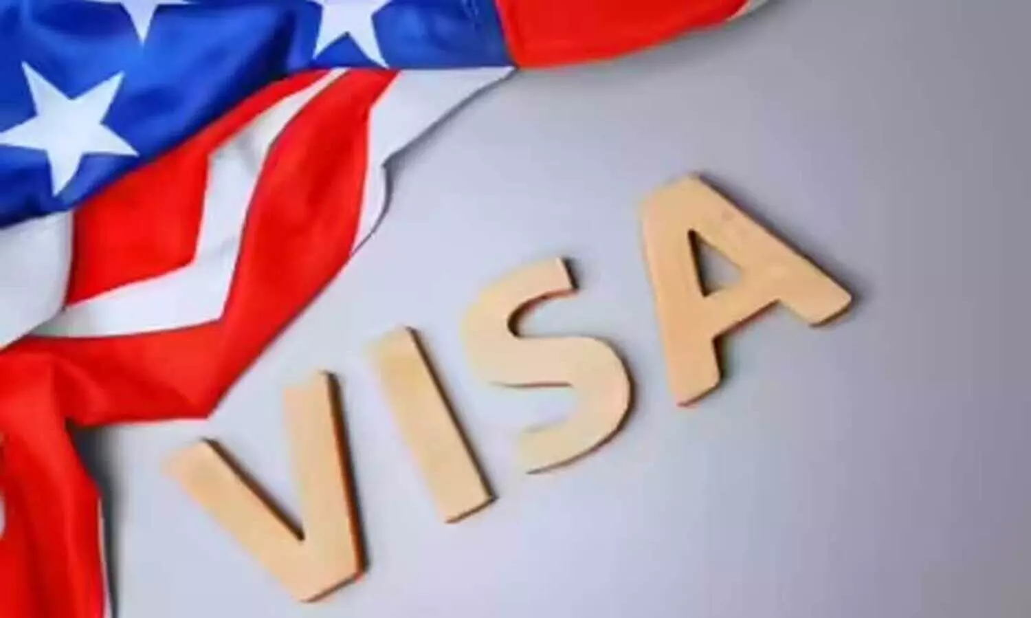 എച്ച് വൺ ബി വിസക്ക് ലക്ഷങ്ങൾ മുടക്കാൻ കഴിയാത്തവർക്ക് ആശ്വാസമാണ് ഐൻസ്റ്റീൻ വിസ; ചെലവ് 8 ലക്ഷം മുതൽ