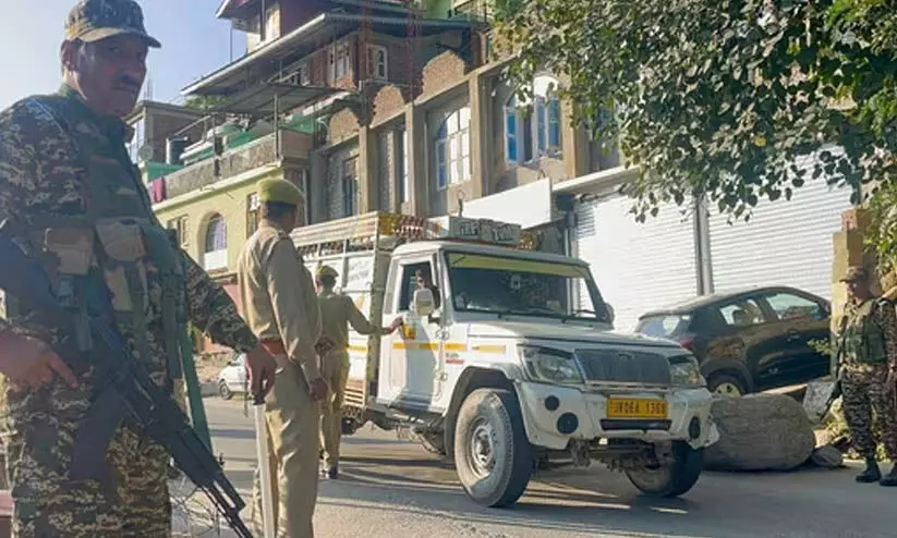 പഹൽഗാം ഭീകരാക്രമണം: ഭീകരവാദികളെ സഹായിച്ച യുവാവ് പിടിയിൽ പഹൽഗാം ഭീകരാക്രമണം: ഭീകരവാദികളെ സഹായിച്ച യുവാവ് പിടിയിൽ