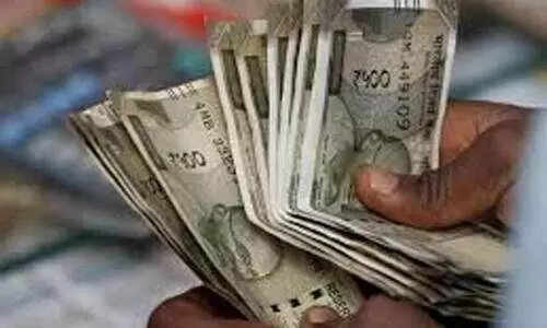രൂപയുടെ മൂല്യം കൂപ്പുകുത്തി; ഖത്തർ റിയാലിന് നേട്ടം