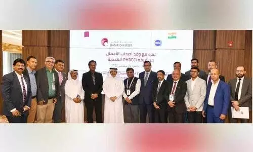 ഇ​ന്ത്യ​ൻ ബി​സി​ന​സ് പ്ര​തി​നി​ധി സം​ഘം ഖ​ത്ത​ർ ചേം​ബ​ർ പ്ര​തി​നി​ധി​ക​ളു​മാ​യി കൂ​ടി​ക്കാ​ഴ്ച ന​ട​ത്തി