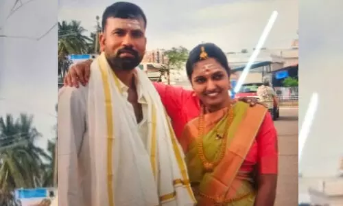 മകളുടെ മുന്നിൽ യുവാവ് രണ്ടാം ഭാര്യയെ കുത്തിക്കൊന്നു; പൊലീസിൽ കീഴടങ്ങി മകളുടെ മുന്നിൽ യുവാവ് രണ്ടാം ഭാര്യയെ കുത്തിക്കൊന്നു; പൊലീസിൽ കീഴടങ്ങി