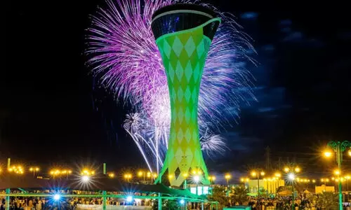 ദേശീയ ദിനാഘോഷം; വെടിക്കെട്ടിൽ തിളങ്ങി സൗദിയുടെ ആകാശം