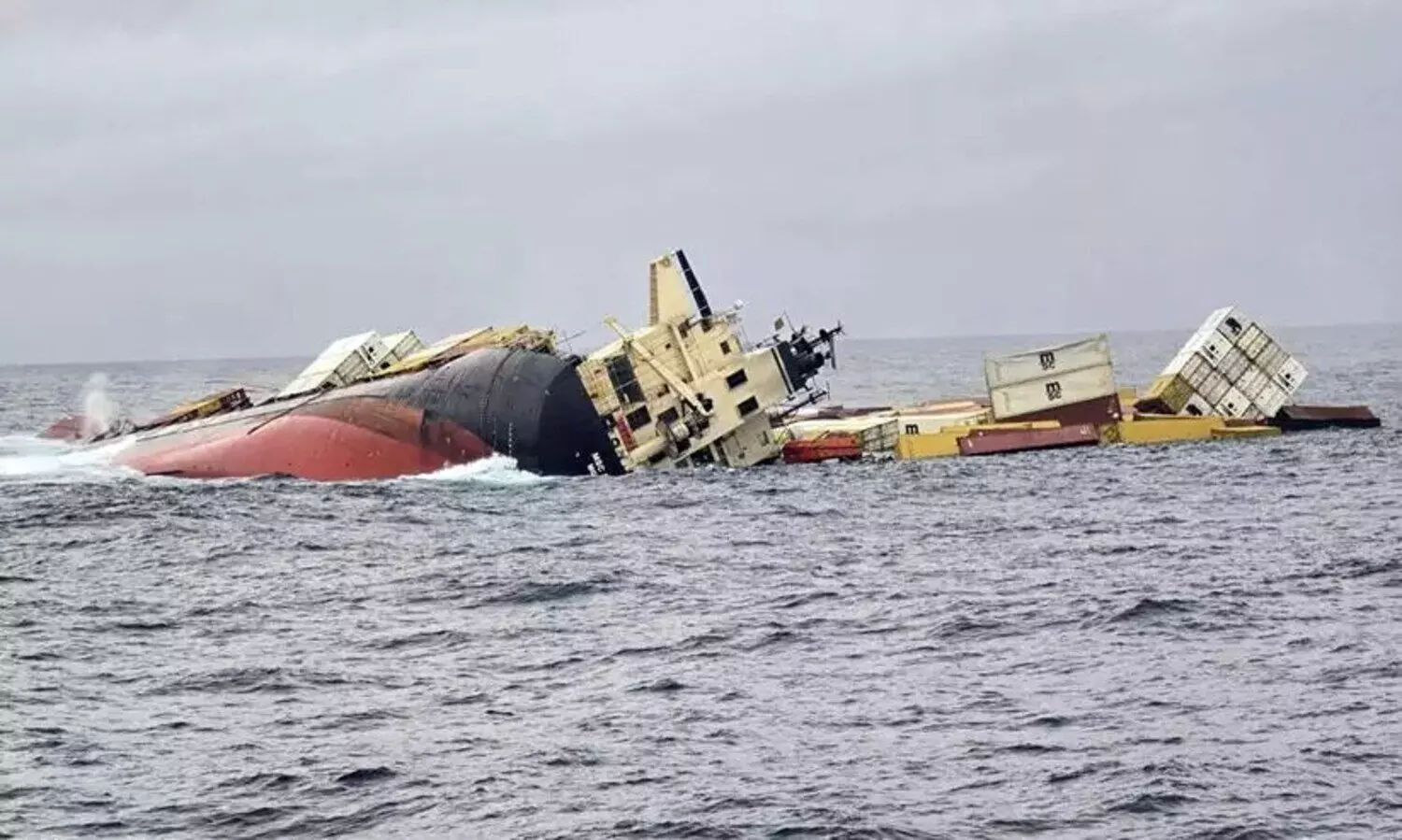 കപ്പൽ മുങ്ങിയ സംഭവം: നഷ്ടം കണക്കാക്കിയത്​ രേഖകളുടെയും റിപ്പോർട്ടുകളുടെയും അടിസ്ഥാനത്തിൽ