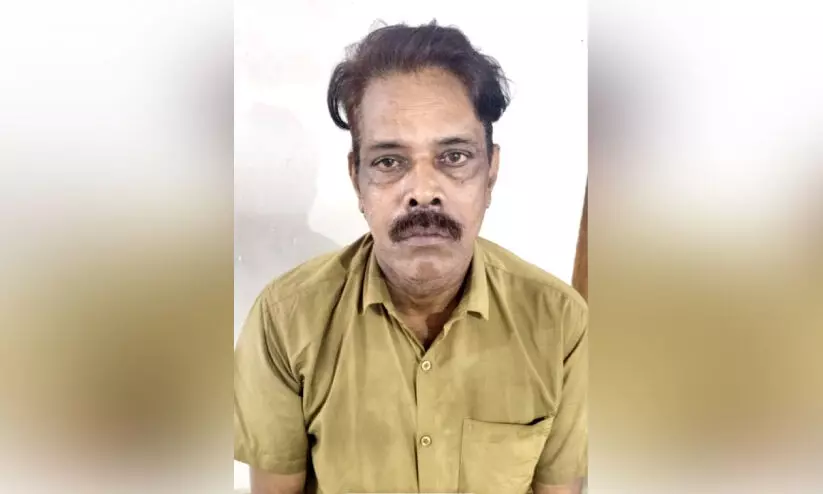 ഡൗൺസിൻഡ്രോം ബാധിച്ച പെൺകുട്ടിക്കെതിരെ ലൈംഗികാതിക്രമം; ഓട്ടോ ഡ്രൈവർ അറസ്റ്റിൽ ഡൗൺസിൻഡ്രോം ബാധിച്ച പെൺകുട്ടിക്കെതിരെ ലൈംഗികാതിക്രമം; ഓട്ടോ ഡ്രൈവർ അറസ്റ്റിൽ