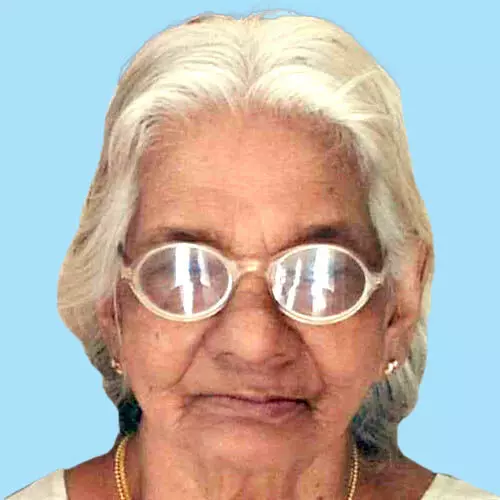 ന​ളി​നി