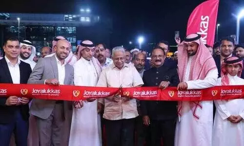 ജോ​യ് ആ​ലു​ക്കാ​സ് ദ​മ്മാ​മി​ൽ പു​തി​യ ഷോ​റൂം തു​റ​ന്നു