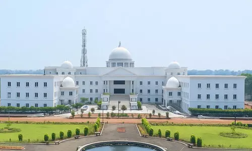 വി.​ടി.​യു​വി​ൽ എ.​ഐ അ​ധി​ഷ്ഠി​ത ചോ​ദ്യ​പേ​പ്പ​ർ വ​രു​ന്നു