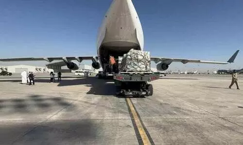 കൂ​ടെ​യു​ണ്ട് കു​വൈ​ത്ത്; ഗ​സ്സ​ക്ക് 40 ട​ൺ ഭ​ക്ഷ്യ​വ​സ്തു​ക്ക​ളു​മാ​യി 13ാമ​ത് വി​മാ​നം