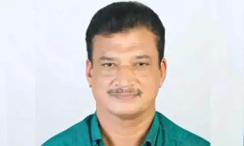 അയൽവീട്ടിലെ നായയുടെ കുര: നീണ്ട നിയമ പോരാട്ടം, ഒടുവിൽ അനുകൂല ഉത്തരവ്; പക്ഷേ, സ്വസ്ഥമായൊന്ന് ഉറങ്ങുംമുൻപെ അബ്ദുൽ റസാഖ് മടങ്ങി അയൽവീട്ടിലെ നായയുടെ കുര: നീണ്ട നിയമ പോരാട്ടം, ഒടുവിൽ അനുകൂല ഉത്തരവ്; പക്ഷേ, സ്വസ്ഥമായൊന്ന് ഉറങ്ങുംമുൻപെ അബ്ദുൽ റസാഖ് മടങ്ങി