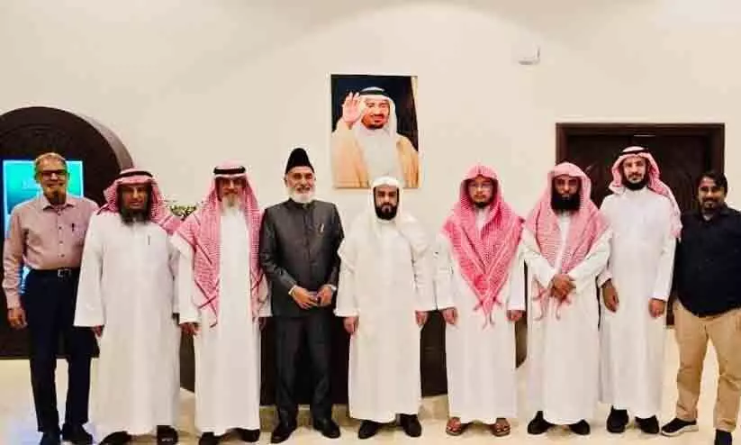 അന്തരിച്ച ഗ്രാൻഡ് മുഫ്തിയുടെ കുടുംബത്തെ സൗദിയിലെത്തി അനുശോചനം അറിയിച്ച് ഡോ. ഹുസൈൻ മടവൂർ