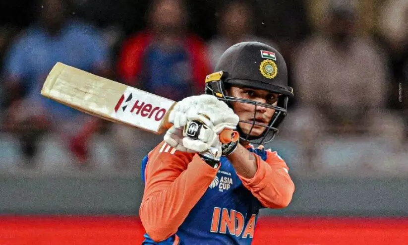 ഫിഫ്റ്റിക്കൊപ്പം റെക്കോഡും അടിച്ചെടുത്ത് അഭിഷേക്; പിന്നിലായത് കോഹ്‌ലിയും റിസ്​വാനും