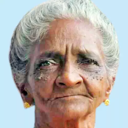 നാ​ണി​യ​മ്മ