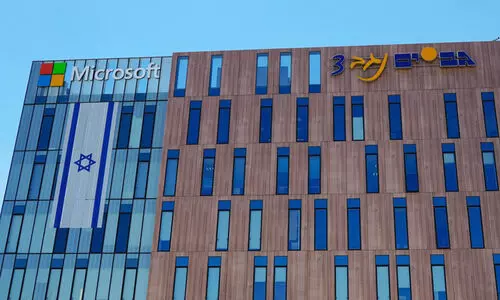 ഫലസ്തീനികളുടെ ഫോൺകോളുകൾ ചോർത്തി കൂട്ടനിരീക്ഷണം; ക്ലൗഡിലേക്കുള്ള ഇസ്രായേൽ സൈന്യത്തിന്റെ പ്രവേശനം തടഞ്ഞ് മൈക്രോസോഫ്റ്റ്