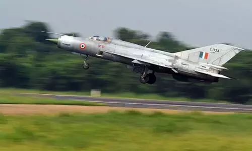 മിഗ് 21ന് വീരോചിത യാത്രയയപ്പ്; വിട നൽകി രാജ്യം