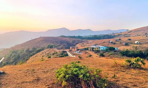 View from Munishwaran Hill, Thalappuzha Puthiyadam
