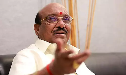 വെള്ളാപ്പള്ളിയെ സന്ദർശിച്ച് വി. മുരളീധരന്; ഇണക്കവും പിണക്കവും പ്രശ്നാധിഷ്ഠിതമാണെന്ന് വെള്ളാപ്പള്ളി വെള്ളാപ്പള്ളിയെ സന്ദർശിച്ച് വി. മുരളീധരന്; ഇണക്കവും പിണക്കവും പ്രശ്നാധിഷ്ഠിതമാണെന്ന് വെള്ളാപ്പള്ളി