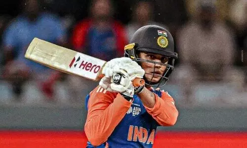 ഫിഫ്റ്റിക്കൊപ്പം റെക്കോഡും അടിച്ചെടുത്ത് അഭിഷേക്; പിന്നിലായത് കോഹ്‌ലിയും റിസ്​വാനും