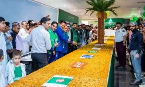 95-ാമത് സൗദി ദേശീയ ദിനത്തിൽ ഏറ്റവും വലിയ കുനാഫ കട്ടിംഗ് നടത്തി ലുലു ഹൈപ്പർമാർക്കറ്റ്