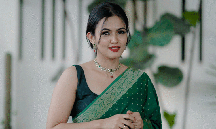 ‘ആഗ്രഹിക്കുന്നതെല്ലാം അച്ചീവ് ചെയ്യാൻ കഴിയുന്നു. വിജയ്, ഫഹദ് എന്നിവർക്കൊപ്പം സ്ക്രീൻ സ്പേസ് ഷെയർ ചെയ്തു തുടങ്ങാനായി’ സിനിമാ-ജീവിത വിശേഷങ്ങളുമായി നടി അപർണ ദാസ്