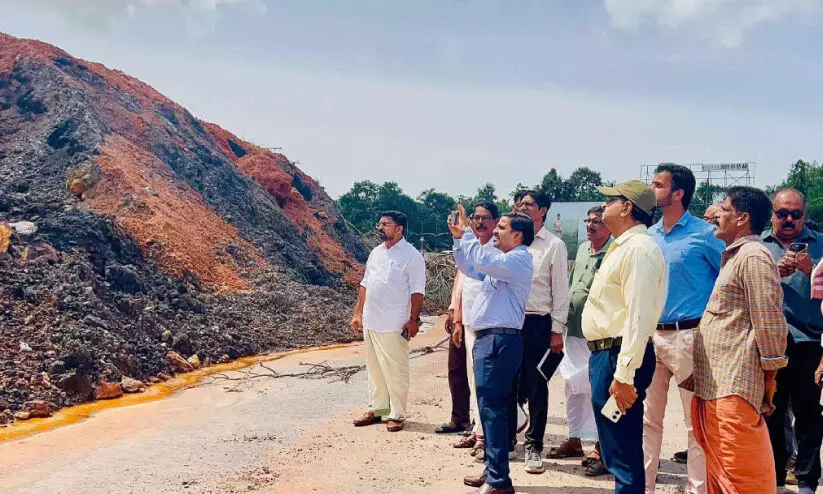 ഹൈ​കോ​ട​തി ഉ​ത്ത​ര​വ്; വി​ദ​ഗ്ധ സം​ഘം വീ​ര​മ​ല​യി​ൽ പ​രി​ശോ​ധ​ന ന​ട​ത്തി