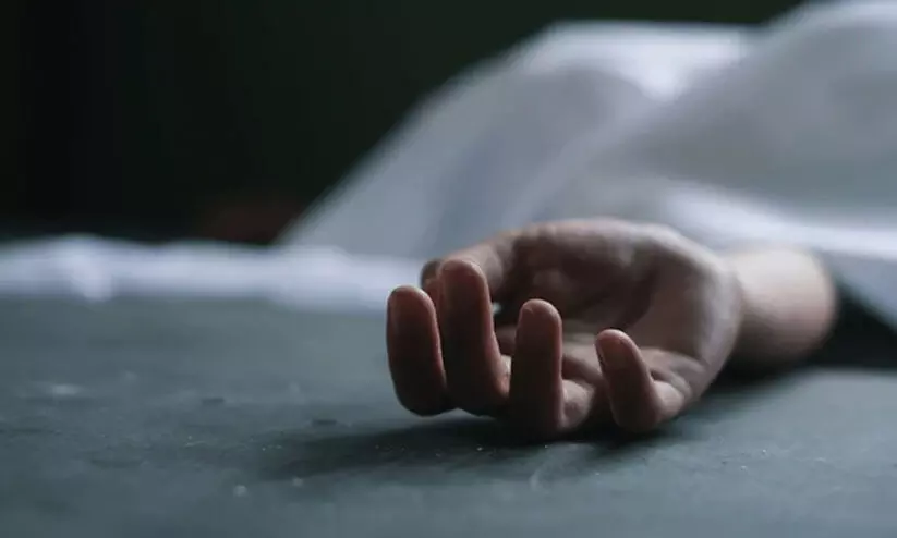 വീട്ടിൽ നിന്ന് പണം മോഷ്ടിച്ചെന്നാരോപിച്ച് 13കാരിയെ കൊലപ്പെടുത്തി പിതാവ്