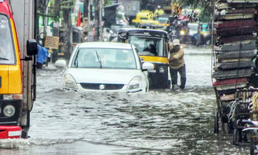 ദുരിതം വിതച്ച്​ തലസ്​ഥാനത്ത്​ പെരുമഴ