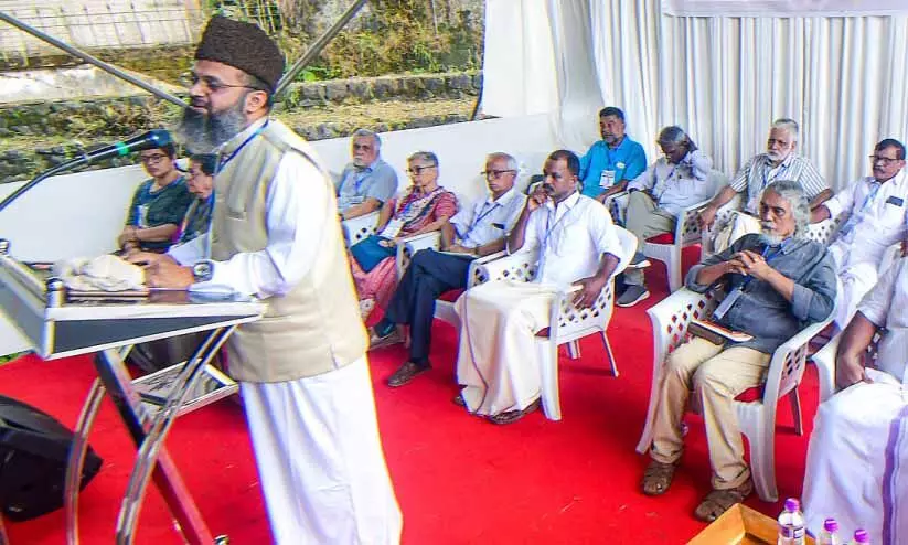 ഫാഷിസ്റ്റ് വിരുദ്ധ ജനകീയ സമ്മേളനം: നവഫാഷിസത്തിനെതിരെ മാനവീയ ഐക്യം ശക്തിപ്പെടുത്തണം -പാളയം ഇമാം ഫാഷിസ്റ്റ് വിരുദ്ധ ജനകീയ സമ്മേളനം: നവഫാഷിസത്തിനെതിരെ മാനവീയ ഐക്യം ശക്തിപ്പെടുത്തണം -പാളയം ഇമാം