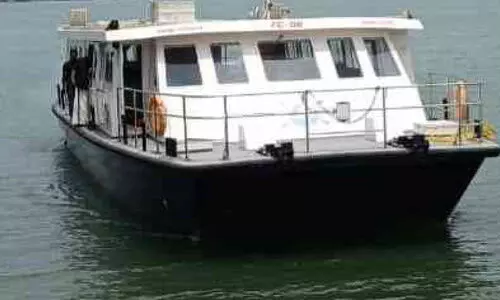 പറശ്ശിനിക്കടവ്-മാട്ടൂൽ, അഴീക്കൽ ജലപാത; പുതിയ ബോട്ട് വന്നിട്ടും സർവിസ് ജീർണിച്ച ബോട്ടിൽ തന്നെ