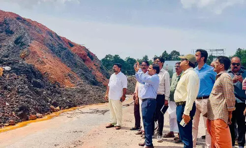 ഹൈ​കോ​ട​തി ഉ​ത്ത​ര​വ്; വി​ദ​ഗ്ധ സം​ഘം വീ​ര​മ​ല​യി​ൽ പ​രി​ശോ​ധ​ന ന​ട​ത്തി