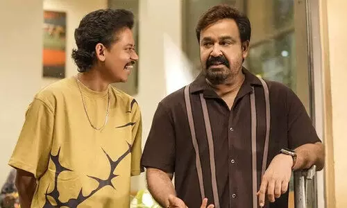 ഹൃദയപൂർവം ഒ.ടി.ടിയിലെത്തി; മോഹൻലാൽ-സംഗീത് പ്രതാപ് കോംബോക്ക് കൈയടിച്ച് നെറ്റിസൺസ്