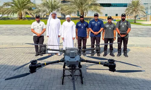 അൽ ബർഷ തീപിടിത്തം: സിവിൽ ഡിഫൻസിനെ അഭിനന്ദിച്ച് ശൈഖ് ഹംദാൻ അൽ ബർഷ തീപിടിത്തം: സിവിൽ ഡിഫൻസിനെ അഭിനന്ദിച്ച് ശൈഖ് ഹംദാൻ