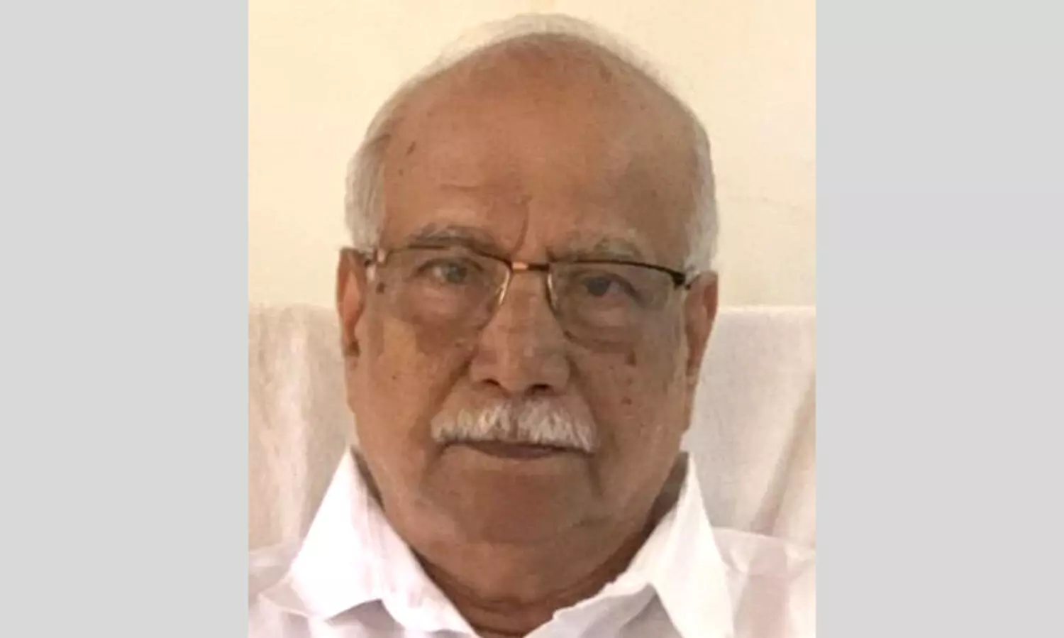 പി.കെ. ശ്രീമതി ടീച്ചറുടെ ഭര്‍ത്താവ് ഇ. ദാമോദരന്‍ മാസ്റ്റര്‍ അന്തരിച്ചു