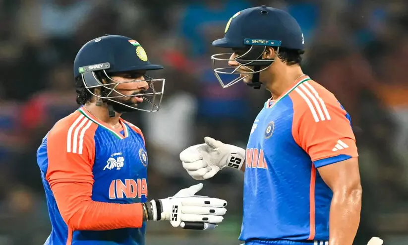 തീ..യായി തിലക്; പാകിസ്താൻ വീണ്ടും വീണു, ഏഷ്യകപ്പ് കിരീടം ഇന്ത്യക്ക് തീ..യായി തിലക്; പാകിസ്താൻ വീണ്ടും വീണു, ഏഷ്യകപ്പ് കിരീടം ഇന്ത്യക്ക്