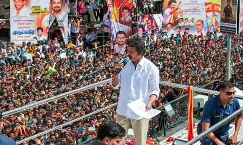 ബി.ജെ.പിയുമായി ഡി.എം.കെക്ക് പരോക്ഷ ബന്ധമെന്ന് വിജയ്