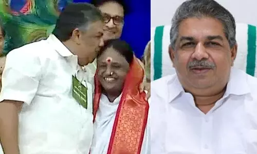 അമൃതാനന്ദമയി മഠം; ഇടതിന്​ നയം മാറ്റം