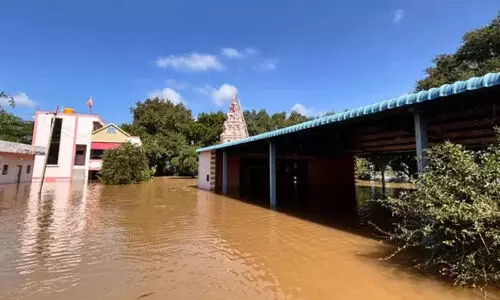 ക​ന​ത്ത മ​ഴ; വ​ട​ക്ക​ൻ ക​ർ​ണാ​ട​ക മേ​ഖ​ല​യി​ൽ പ്ര​ള​യ​ക്കെ​ടു​തി
