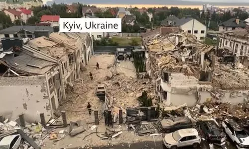 യുക്രെയ്‌നിലുടനീളം റഷ്യയുടെ പുതിയ ആക്രമണം; കീവിലെ ജനവാസ മേഖല തകർന്നു