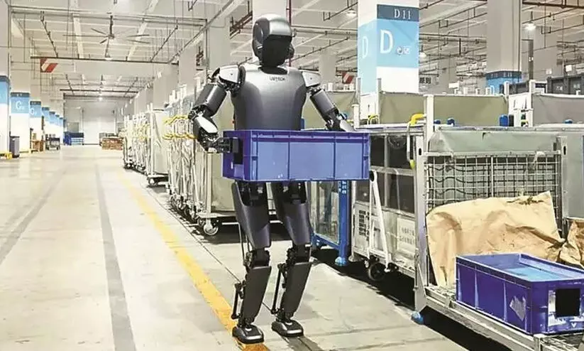 റോ​ബോ​ട്ട് തൊ​ഴി​ലാ​ളി​ക​ൾ ല​ക്ഷം ല​ക്ഷം പി​ന്നാ​ലെ...