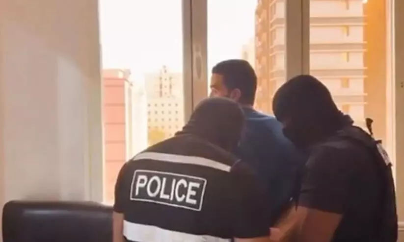 കുവൈത്തിൽ ആരാധനാലയങ്ങൾ ലക്ഷ്യമിട്ട് ആക്രമണത്തിന് നീക്കം; നിരോധിത ഗ്രൂപ്പിൽപെട്ട ഒരാൾ അറസ്റ്റിൽ