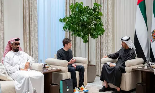 ശൈ​ഖ്​ മു​ഹ​മ്മ​ദ്​ ‘ഓ​പ​ൺ എ.​ഐ’ സി.​ഇ.​ഒ​യു​മാ​യി കൂ​ടി​ക്കാ​ഴ്ച ന​ട​ത്തി