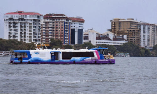 Reality,Comprehensive,Change,Continue,Forward, ​െകാച്ചി വാട്ടർ മെട്രോ, അൻവർസാദത്ത്, ഉമ തോമസ്,ലോക് നാഥ് ബെഹ്റ