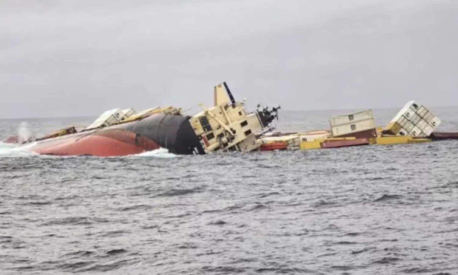 മുങ്ങിയ കപ്പൽ വീണ്ടെടുക്കൽ ദൗത്യം അവസാനിപ്പിക്കുന്നു