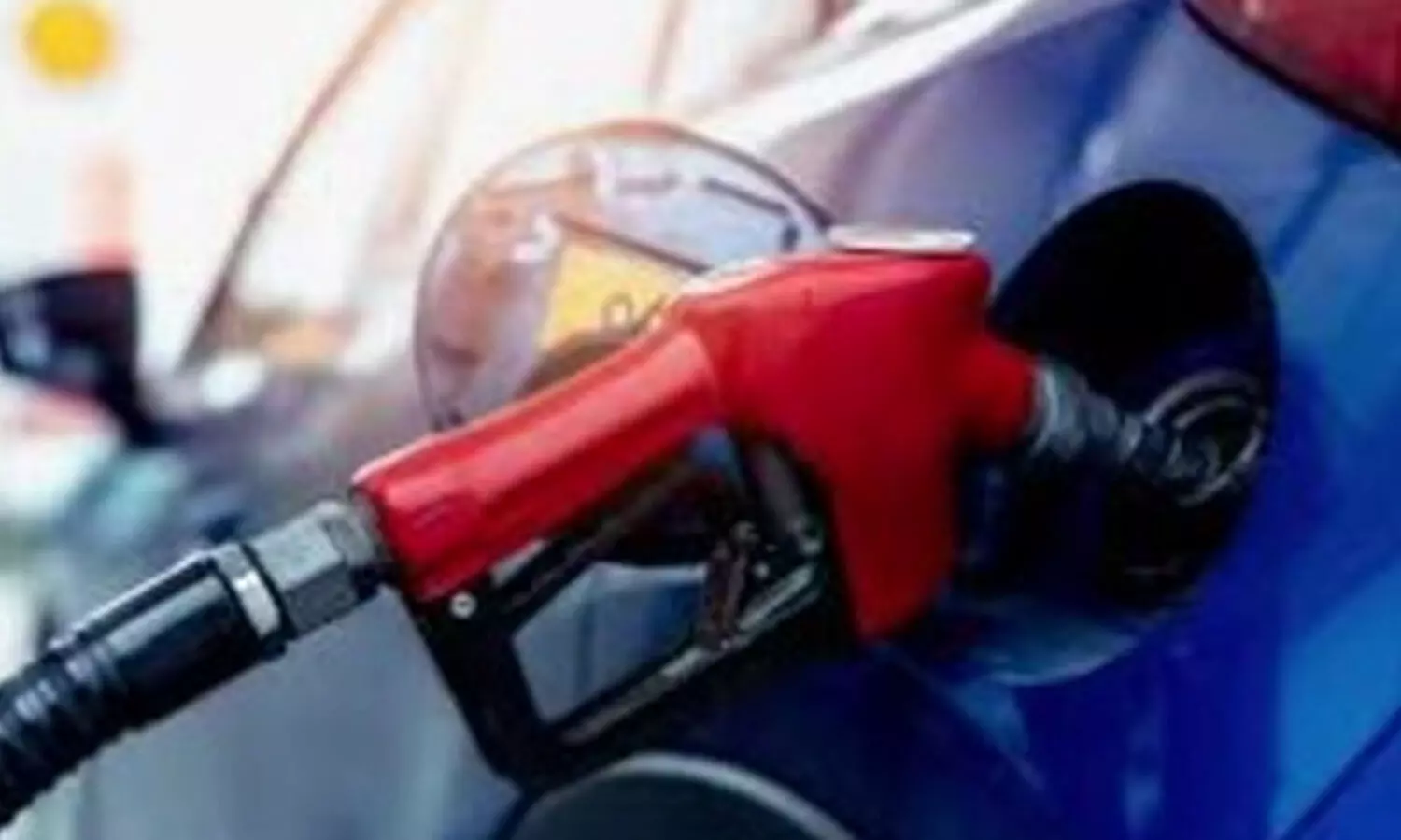 യു.എ.ഇയിൽ ഇന്ധനവിലയിൽ നേരിയ വർധന