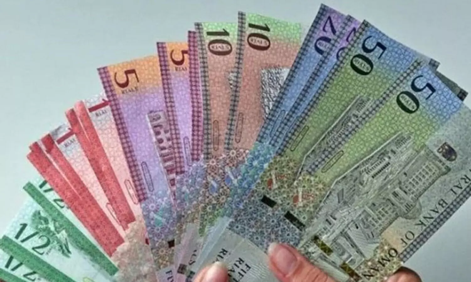 പിഴ ഒഴിവാക്കാൻ കൃത്യസമയത്തുതന്നെ  ശമ്പളം ഡബ്ല്യു.പി.എസ് വഴി നൽകണം