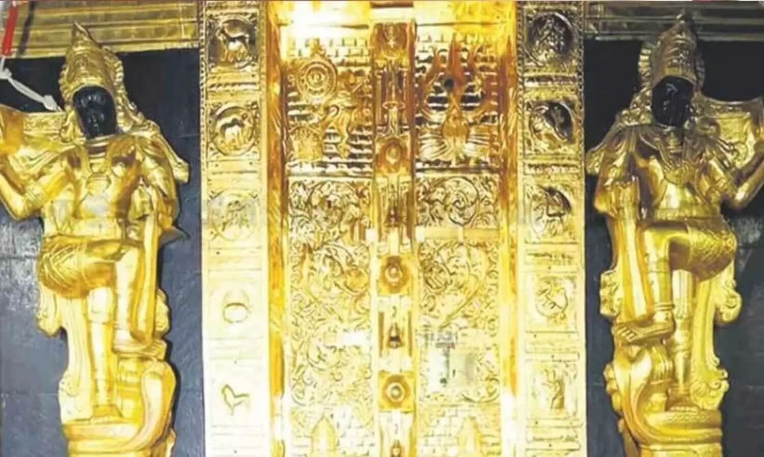 the gold plates from sabarimala was handheld by unnikrishnan potti for one month- new revelation