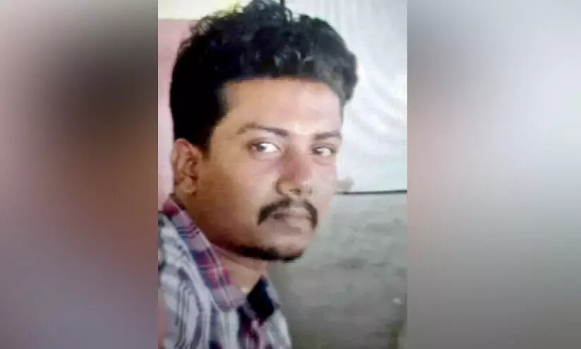 മോഷണശ്രമത്തിനിടെ ഓടിരക്ഷപ്പെട്ട പ്രതി പിടിയിൽ മോഷണശ്രമത്തിനിടെ ഓടിരക്ഷപ്പെട്ട പ്രതി പിടിയിൽ