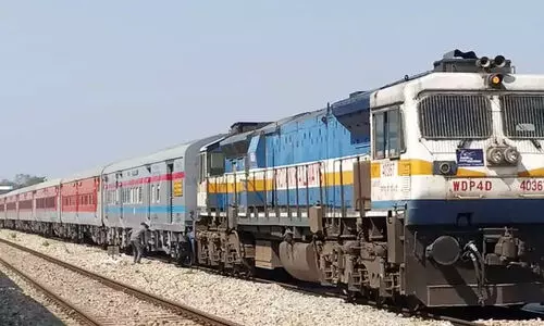 പൂ​ജാ അ​വ​ധി പ്ര​മാ​ണി​ച്ച് സ്​​പെ​ഷ​ൽ ട്രെ​യി​നു​ക​ൾ