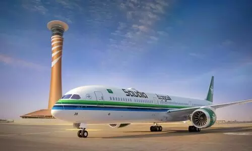 സൗദിയ വിമാനയാത്രക്കാർക്ക് ഇനി വീട്ടിലിരുന്ന് ചെക്ക് ഇൻ ചെയ്യാം; ബാഗേജ് വീട്ടിൽനിന്ന് കൈപ്പറ്റും സൗദിയ വിമാനയാത്രക്കാർക്ക് ഇനി വീട്ടിലിരുന്ന് ചെക്ക് ഇൻ ചെയ്യാം; ബാഗേജ് വീട്ടിൽനിന്ന് കൈപ്പറ്റും